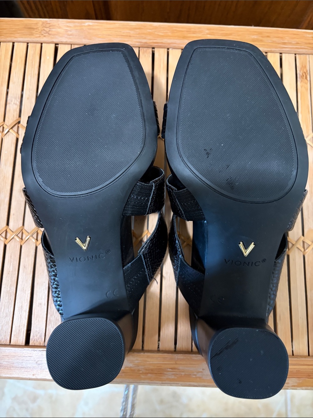 🚶‍♀️🖤Vionic Merlot Black Alligator Embossed Leather Dress Shoes Size 8 W - Picture 5 of 8